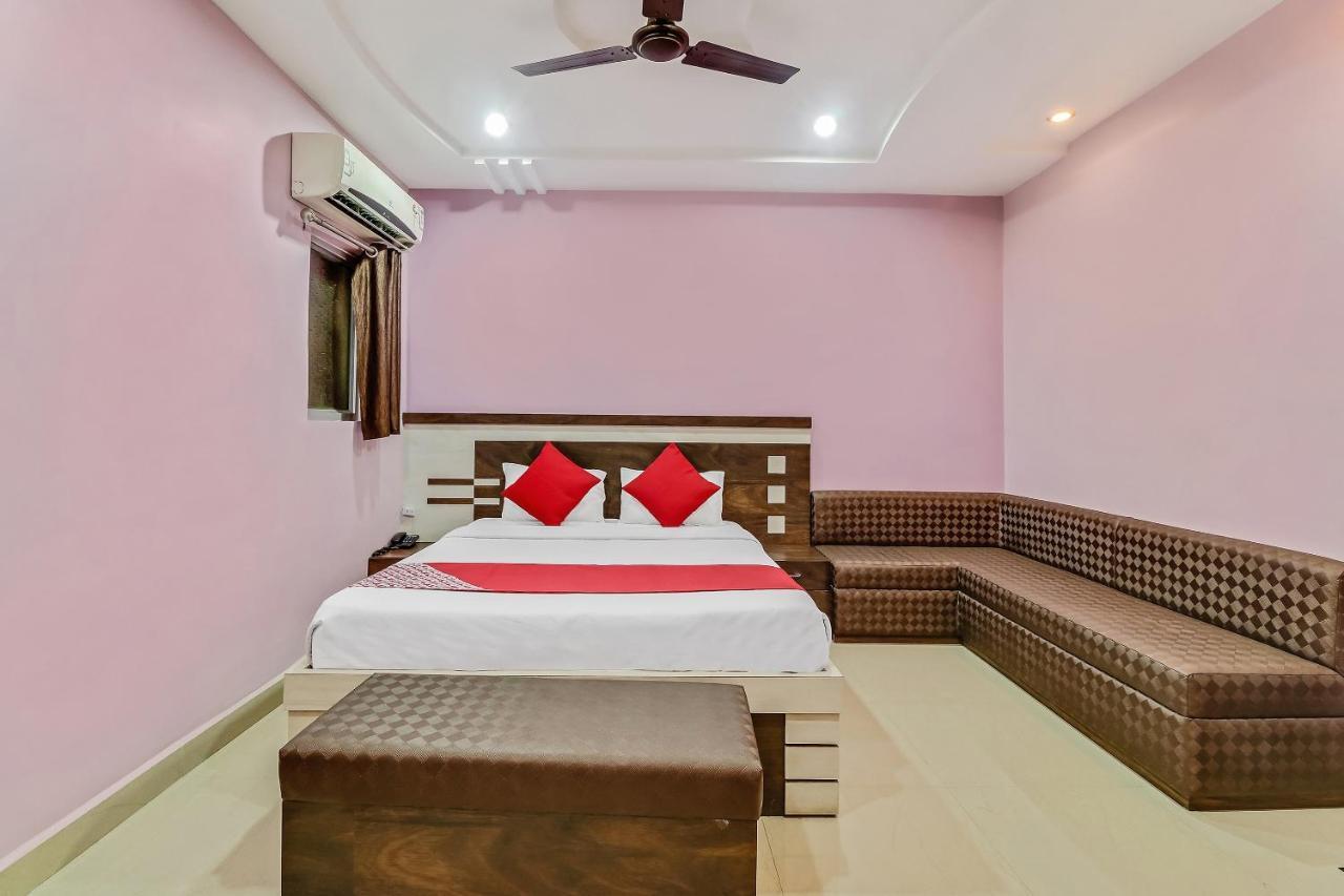 Super Hotel O Royal Raj Nandgaon Exterior foto